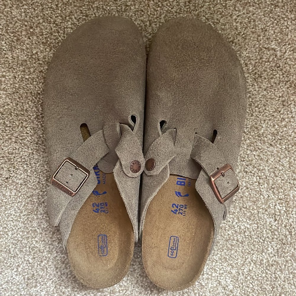 NWOT BIRKENSTOCK Boston Suede Leather Taupe